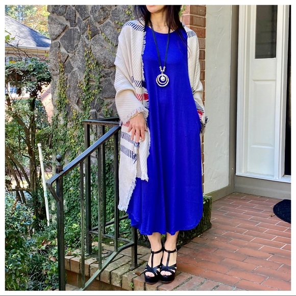 Chic Royal blue viscose side pocket swing dress - Picture 8 of 11